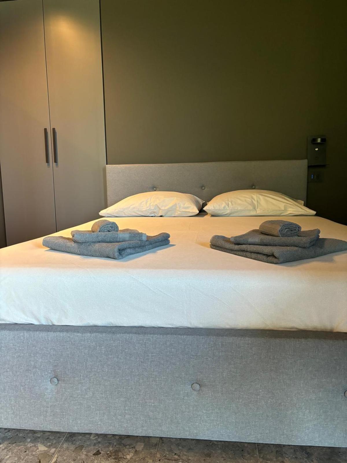 Hotel La Casa Di Cesare Rogno Zimmer foto